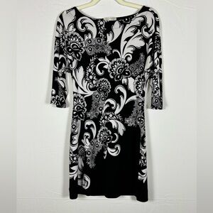White House Black Market Black and White Floral Paisley Shift Dress- XS